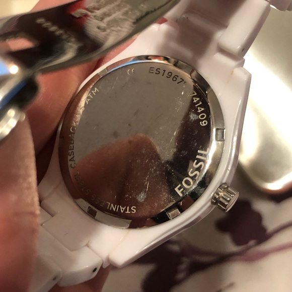 White Fossil Watch - Picture 5 of 7